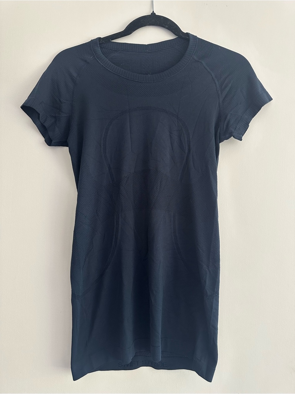Lululemon Swiftly SS Top - Navy Blue